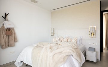 Property slide 14