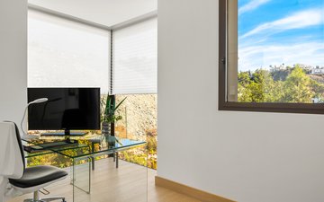 Property slide 20