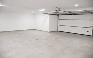 Property slide 20