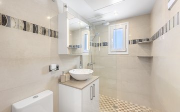 Property slide 30