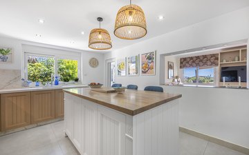 Property slide 10