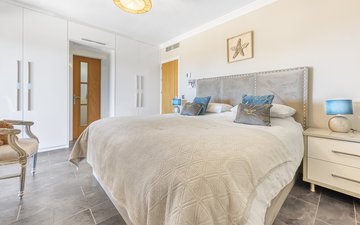 Property slide 25