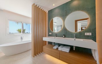 Property slide 25