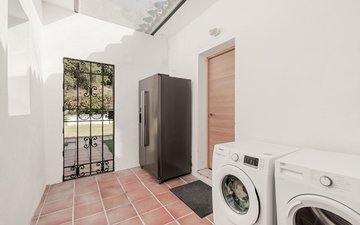 Property slide 25