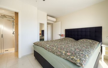 Property slide 30