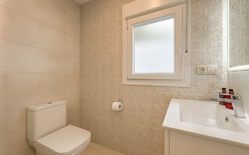 Property slide 23