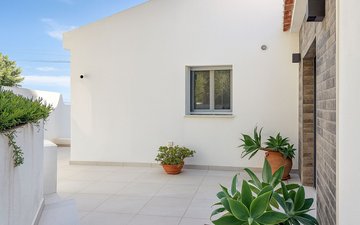 Property slide 46