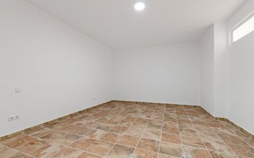 Property slide 38