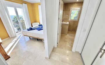 Property slide 18