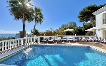 Property slide 7