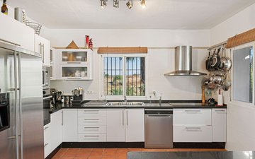 Property slide 14
