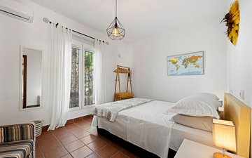 Property slide 20