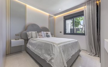 Property slide 35