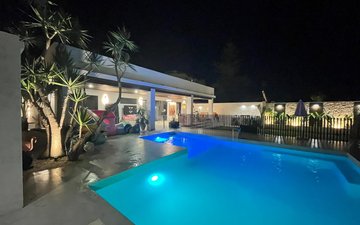 Property slide 40