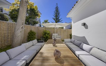 Property slide 48