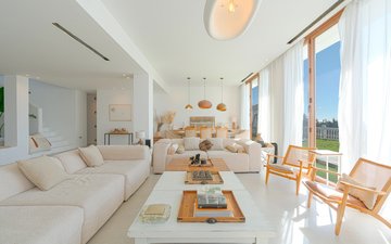 Property slide 10