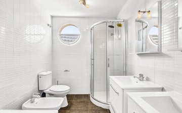 Property slide 18