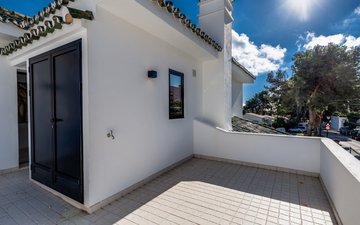 Property slide 33