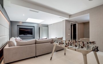Property slide 36