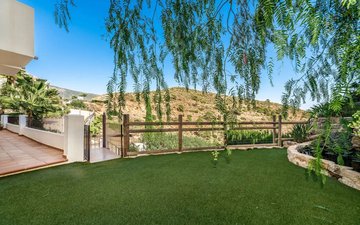 Property slide 24