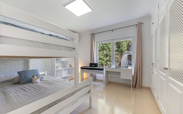 Property slide 21