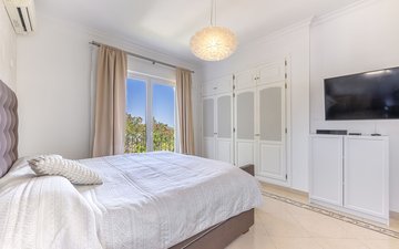 Property slide 16