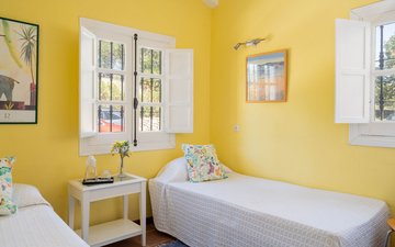 Property slide 25