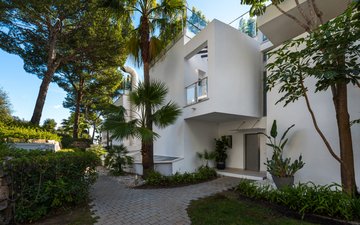 Property slide 24