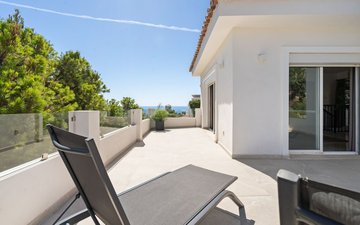 Property slide 24