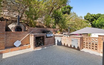 Property slide 30
