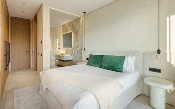 Property slide 22