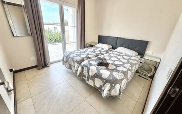 Property slide 24