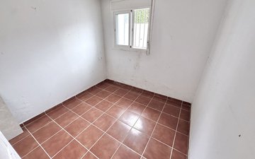 Property slide 28