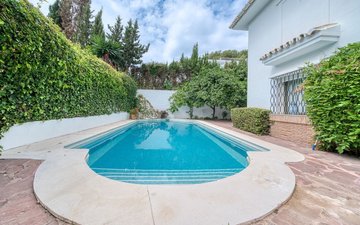 Property slide 42