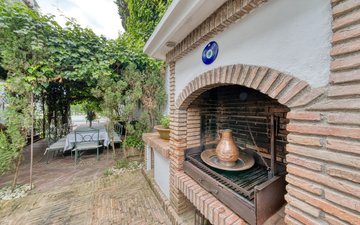 Property slide 24