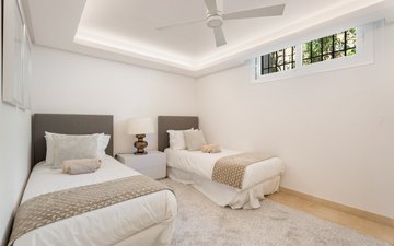 Property slide 39