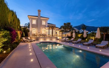 Property slide 42