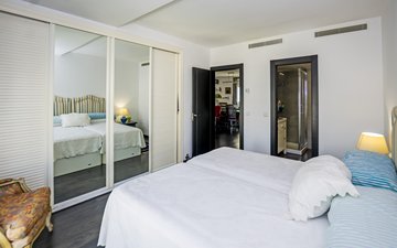 Property slide 16