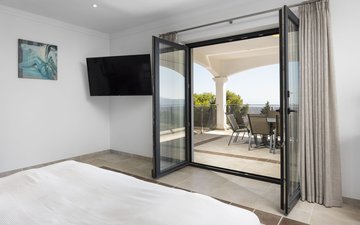 Property slide 25