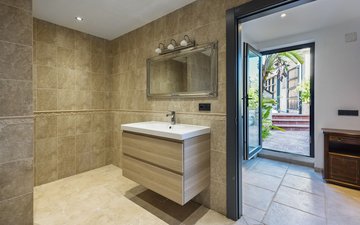 Property slide 44