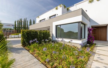 Property slide 35