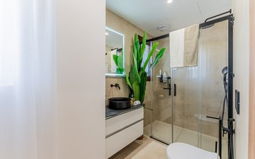 Property slide 18