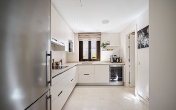 Property slide 15