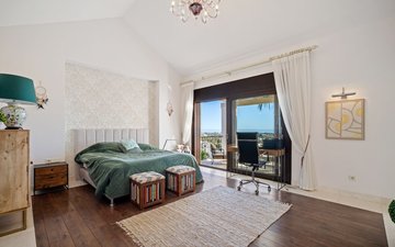 Property slide 17