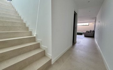 Property slide 31