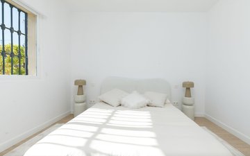 Property slide 21