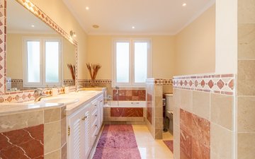 Property slide 19