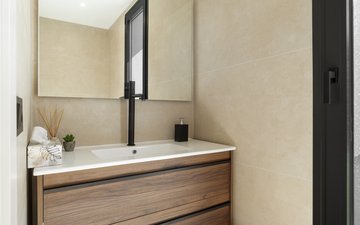 Property slide 31