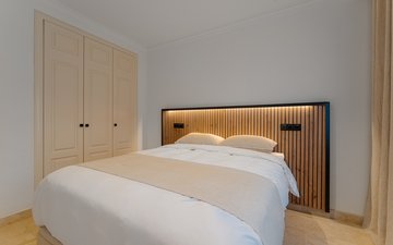 Property slide 17