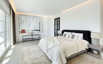 Property slide 18
